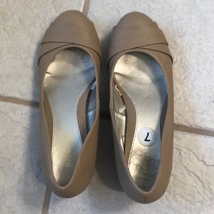 Ballet flats with a slight heel